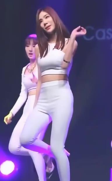 性感韩国小姐姐大尺度热舞视频MV（1080p高清MP4格式）